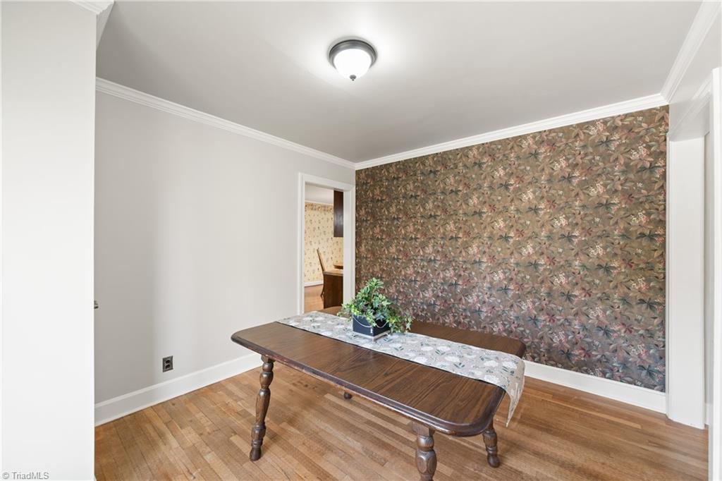 410 Lynhaven Drive, Winston-Salem