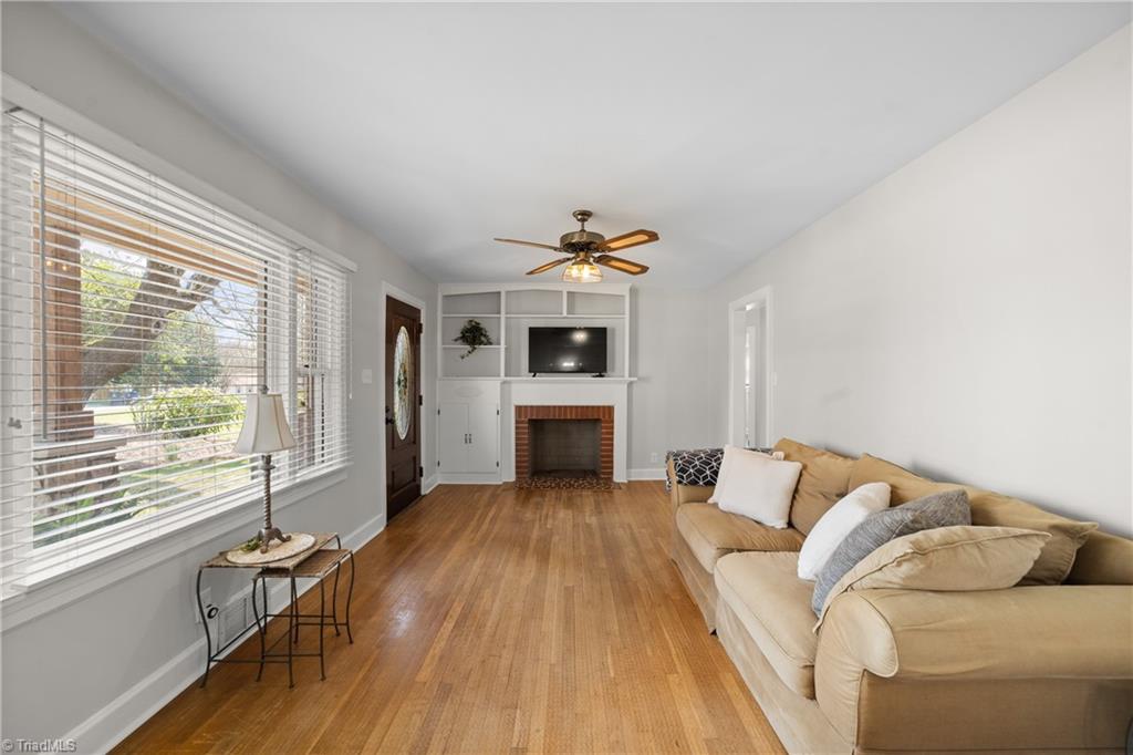 410 Lynhaven Drive, Winston-Salem