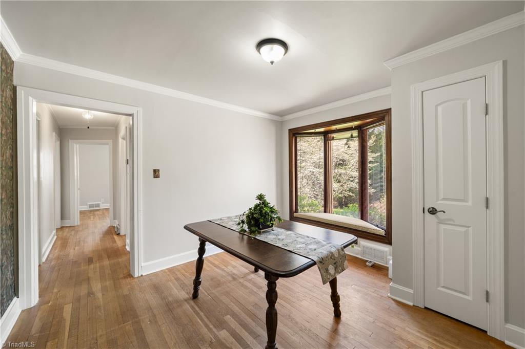 410 Lynhaven Drive, Winston-Salem