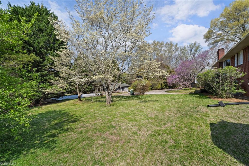 410 Lynhaven Drive, Winston-Salem