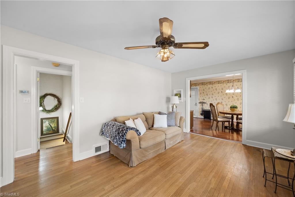 410 Lynhaven Drive, Winston-Salem