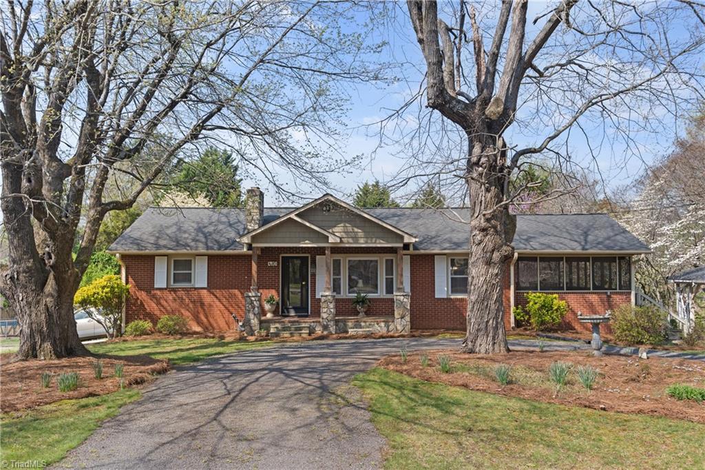 410 Lynhaven Drive, Winston-Salem