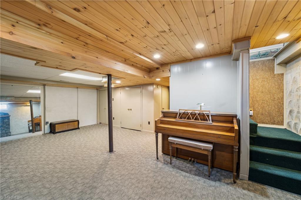 410 Lynhaven Drive, Winston-Salem