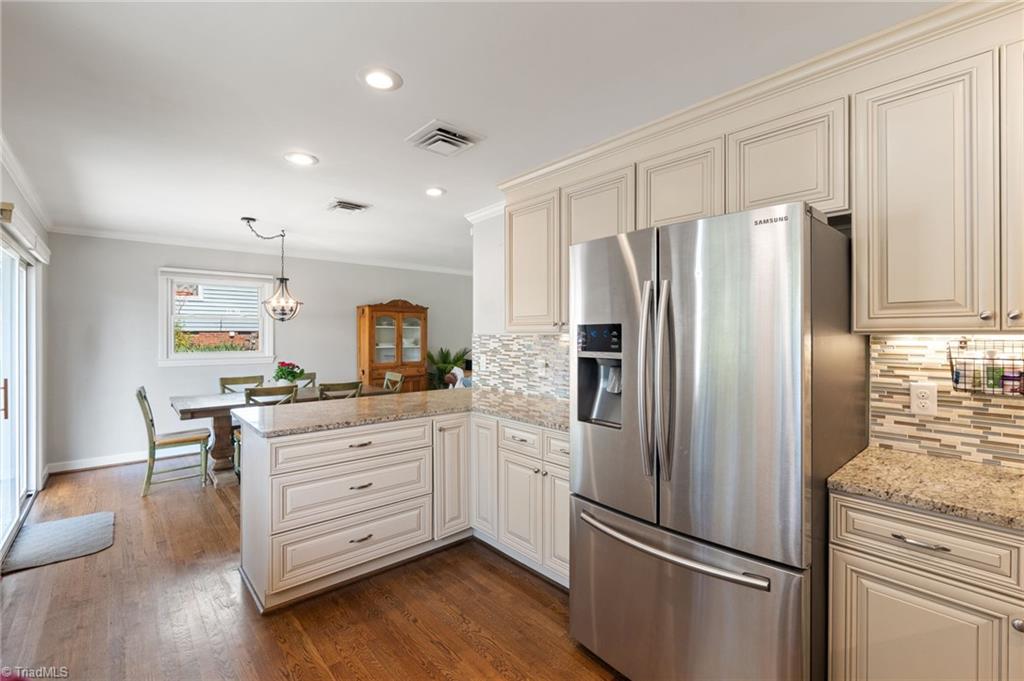 2736 Edinberg Drive, Winston-Salem