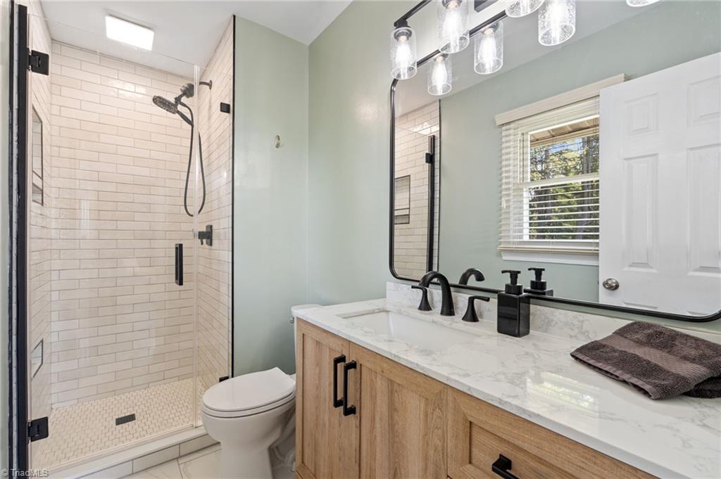 2736 Edinberg Drive, Winston-Salem