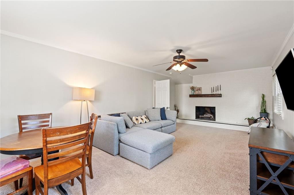 2736 Edinberg Drive, Winston-Salem