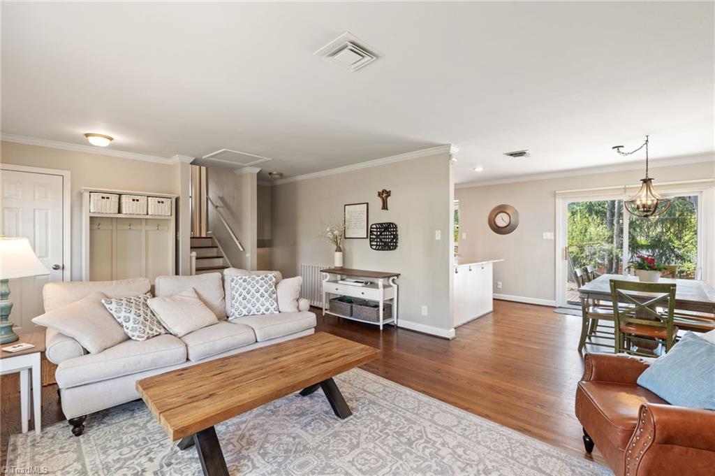 2736 Edinberg Drive, Winston-Salem