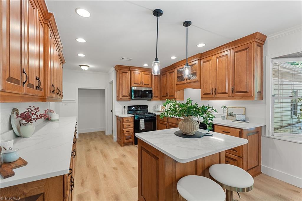2216 Whites Mill Road