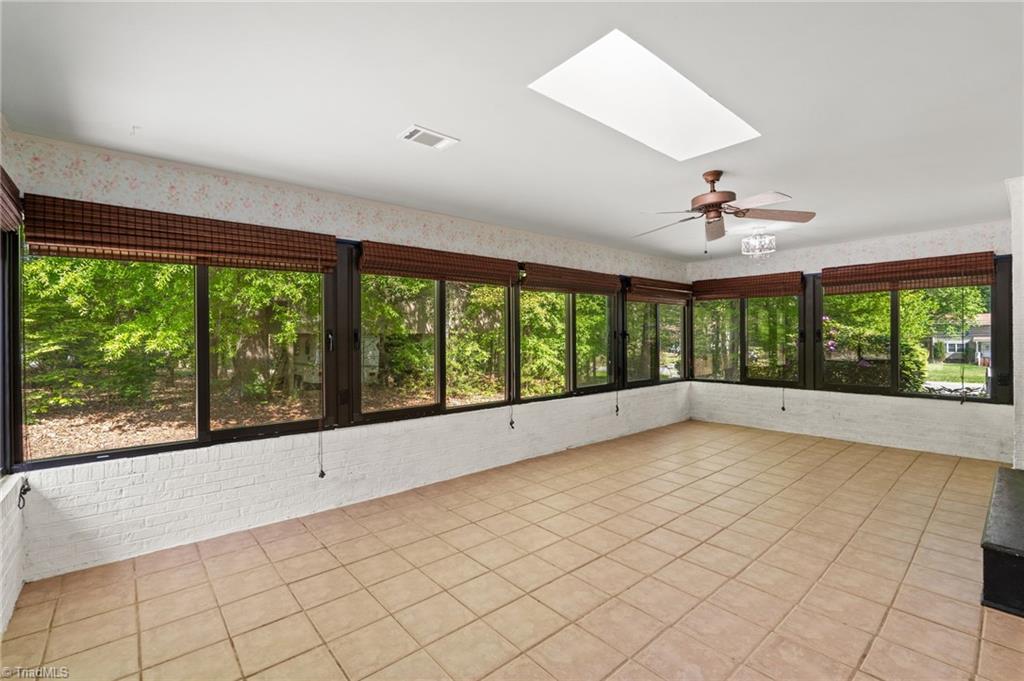 2216 Whites Mill Road