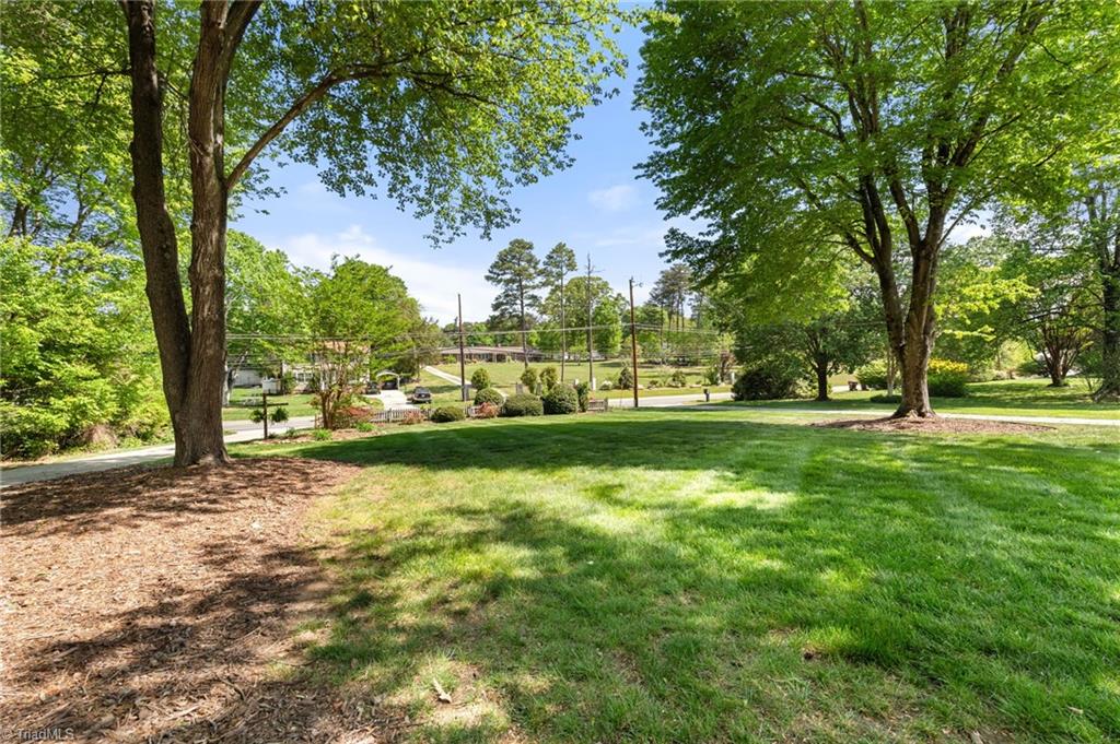 2216 Whites Mill Road