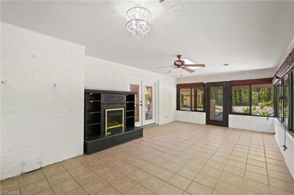 2216 Whites Mill Road