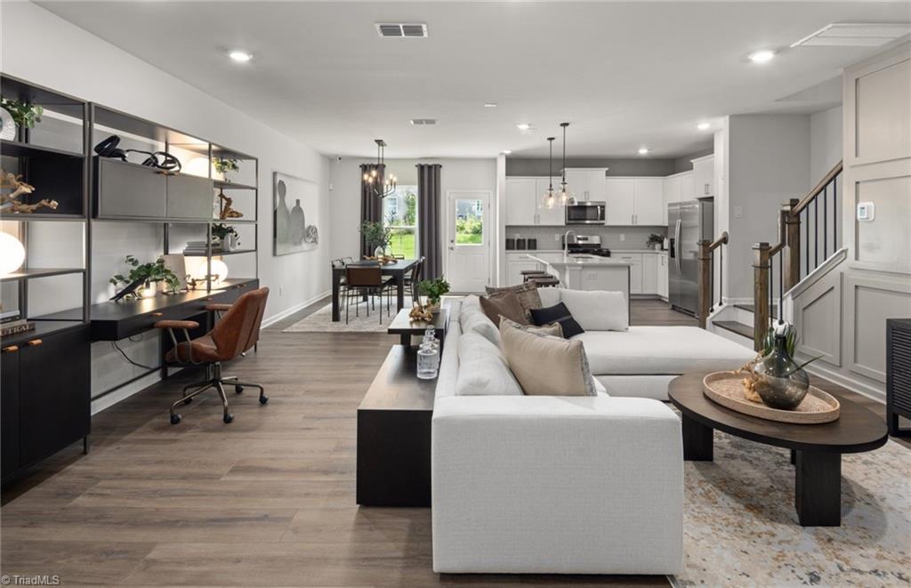 1609 Eckert Lane