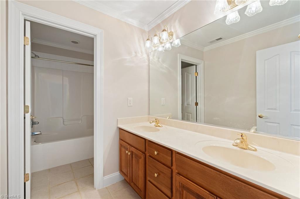 355 Rabbit Farm Trail