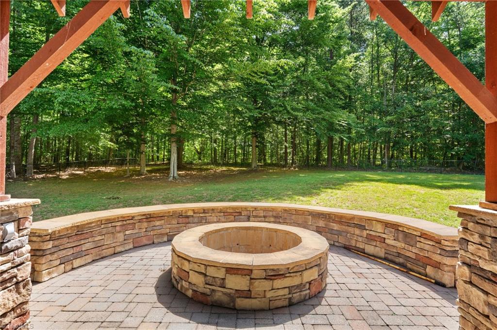 355 Rabbit Farm Trail