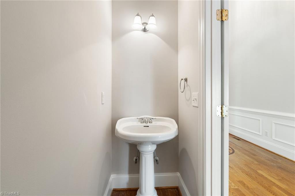 355 Rabbit Farm Trail
