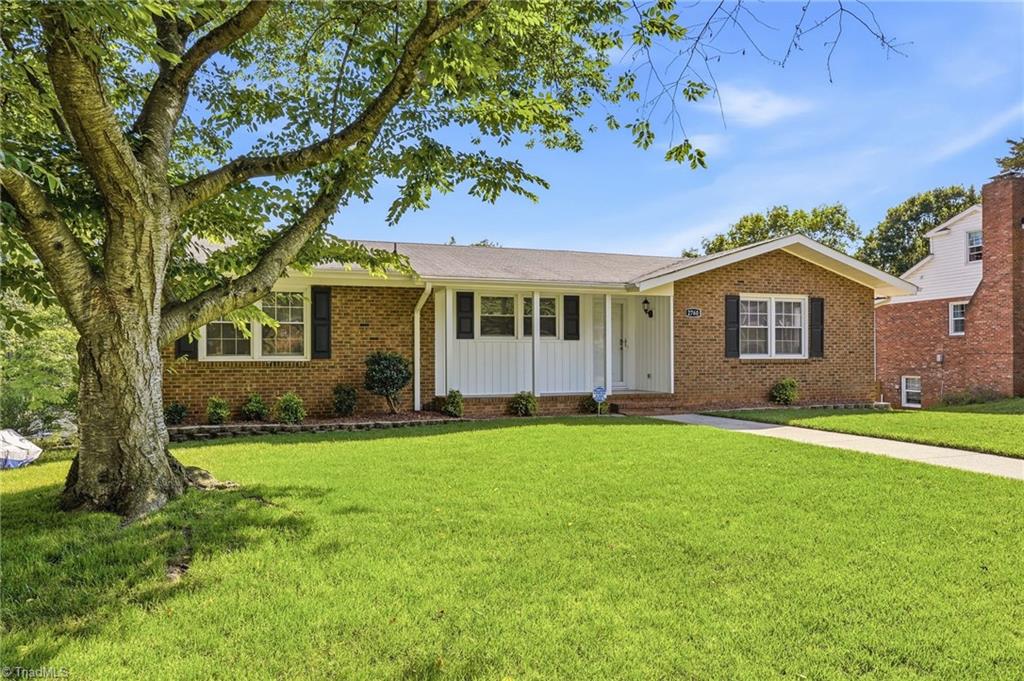 2760 Edinberg Drive, Winston-Salem
