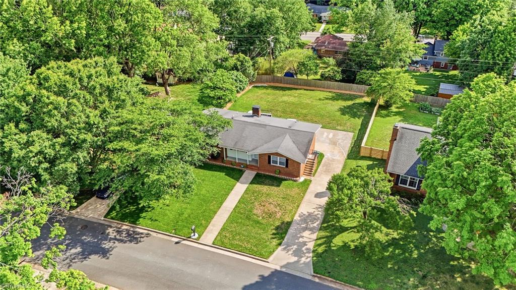 2760 Edinberg Drive, Winston-Salem