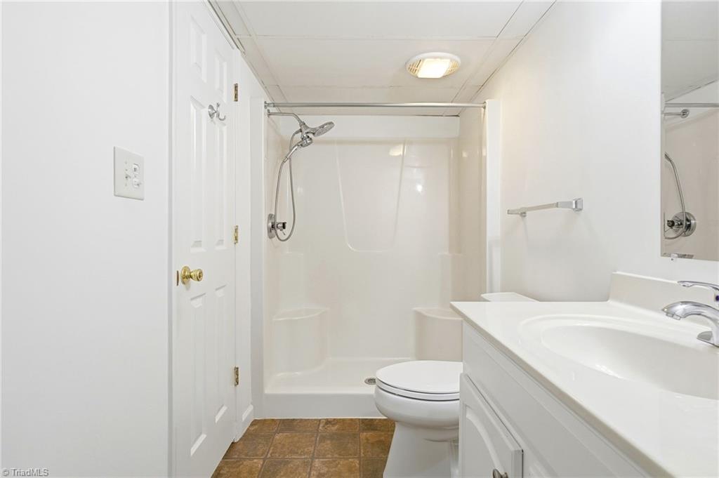 2760 Edinberg Drive, Winston-Salem
