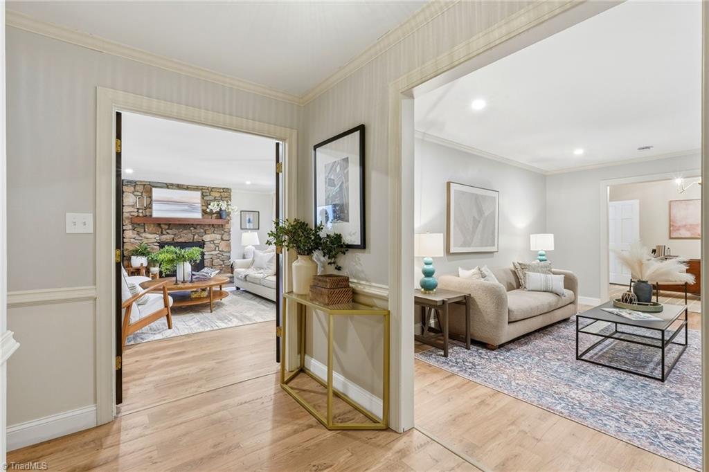 3326 Sedgefield Road