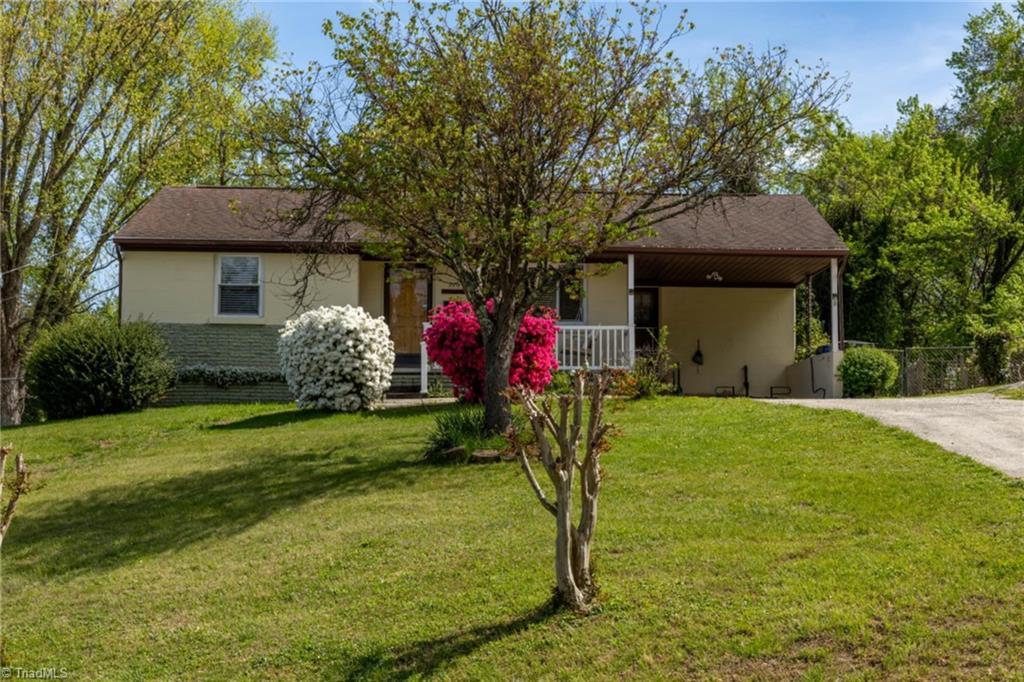 226 E Elm Street