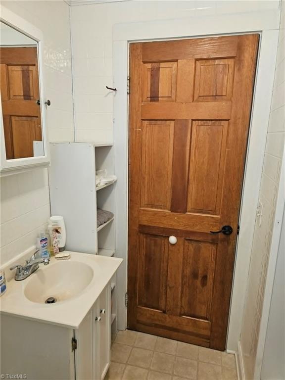226 E Elm Street