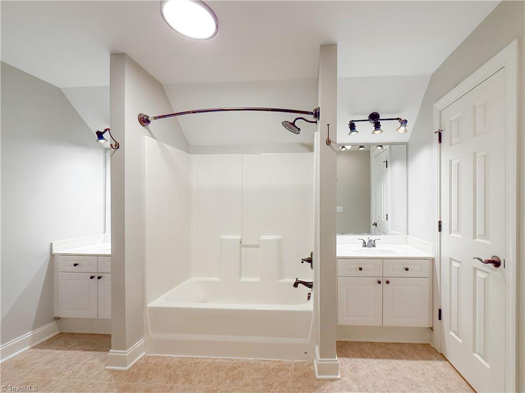 420 Inverness Drive, Winston-Salem