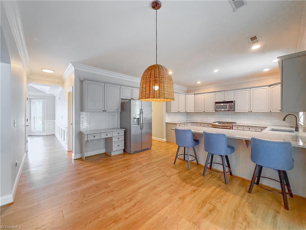 420 Inverness Drive, Winston-Salem