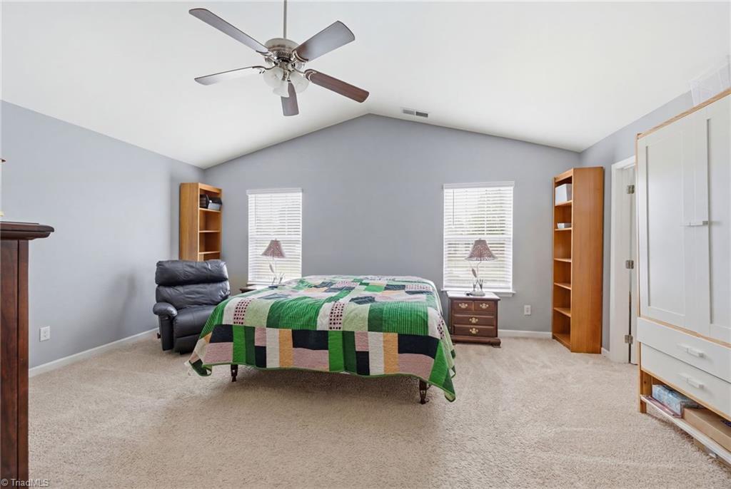 6689 Ridge Bluff Drive