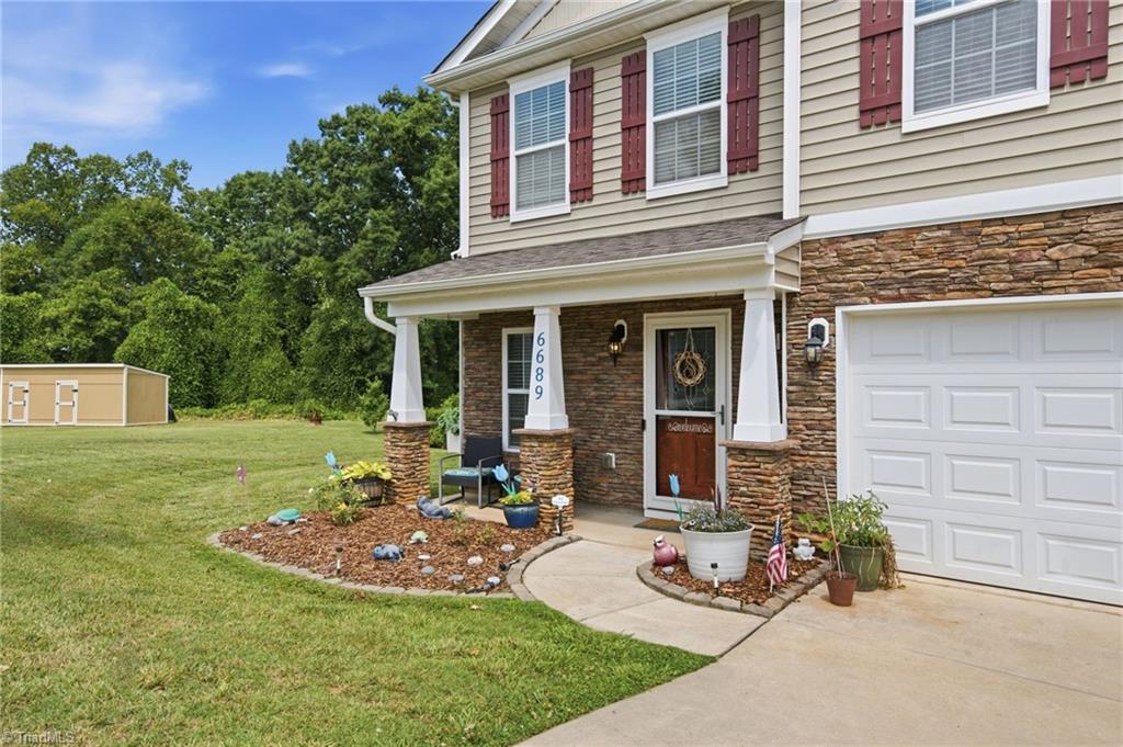 6689 Ridge Bluff Drive
