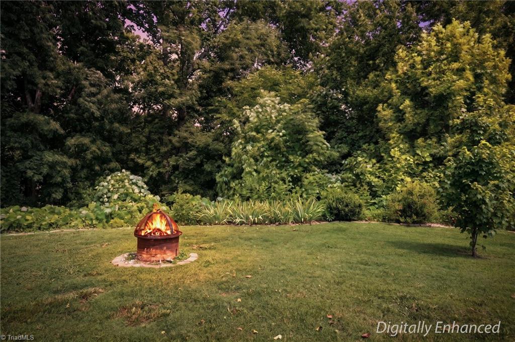 6689 Ridge Bluff Drive