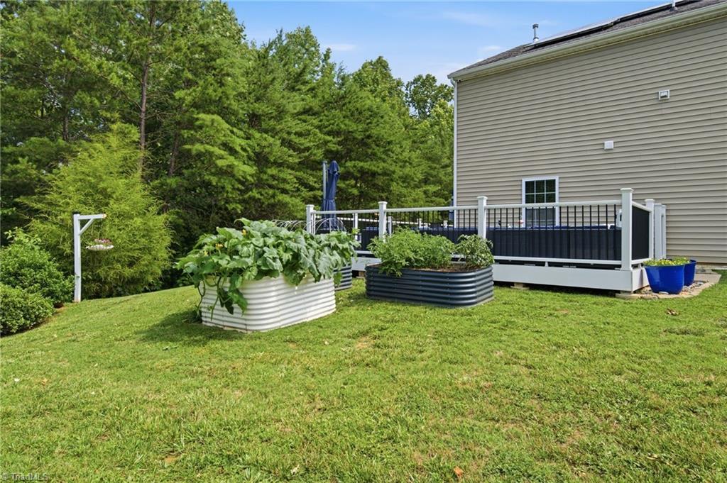 6689 Ridge Bluff Drive
