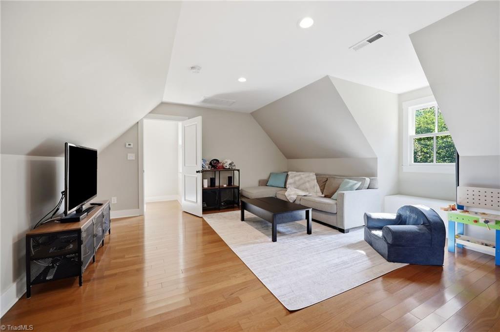 559 Mill Stream Lane