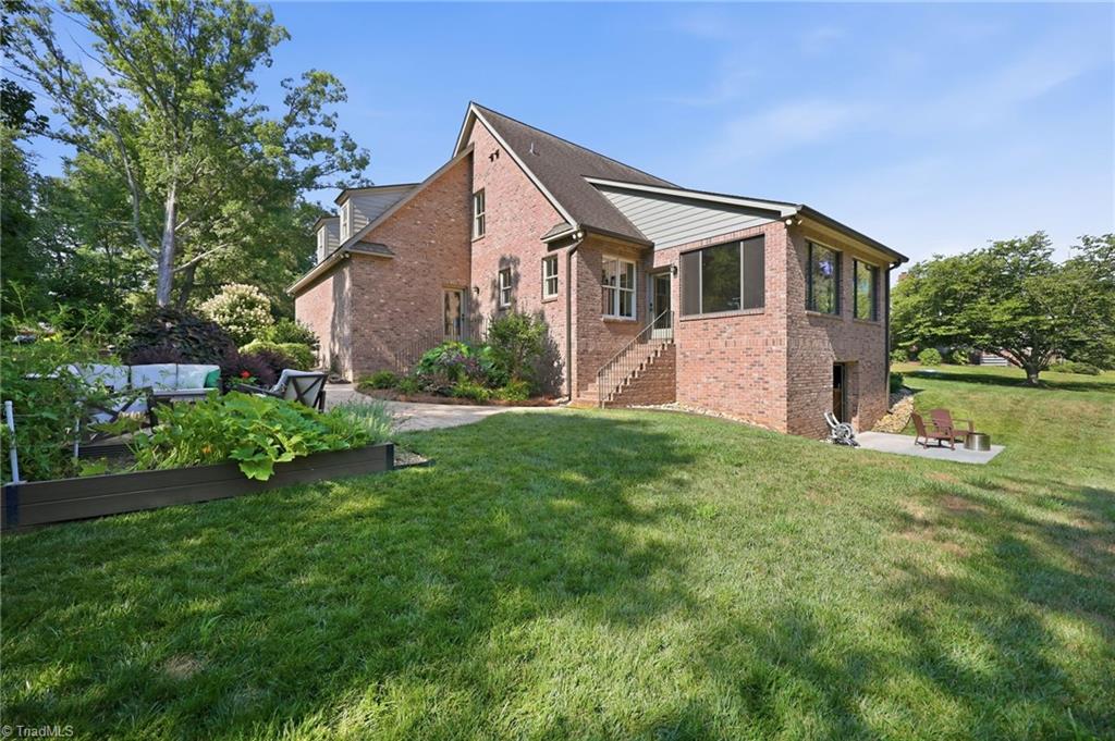 559 Mill Stream Lane