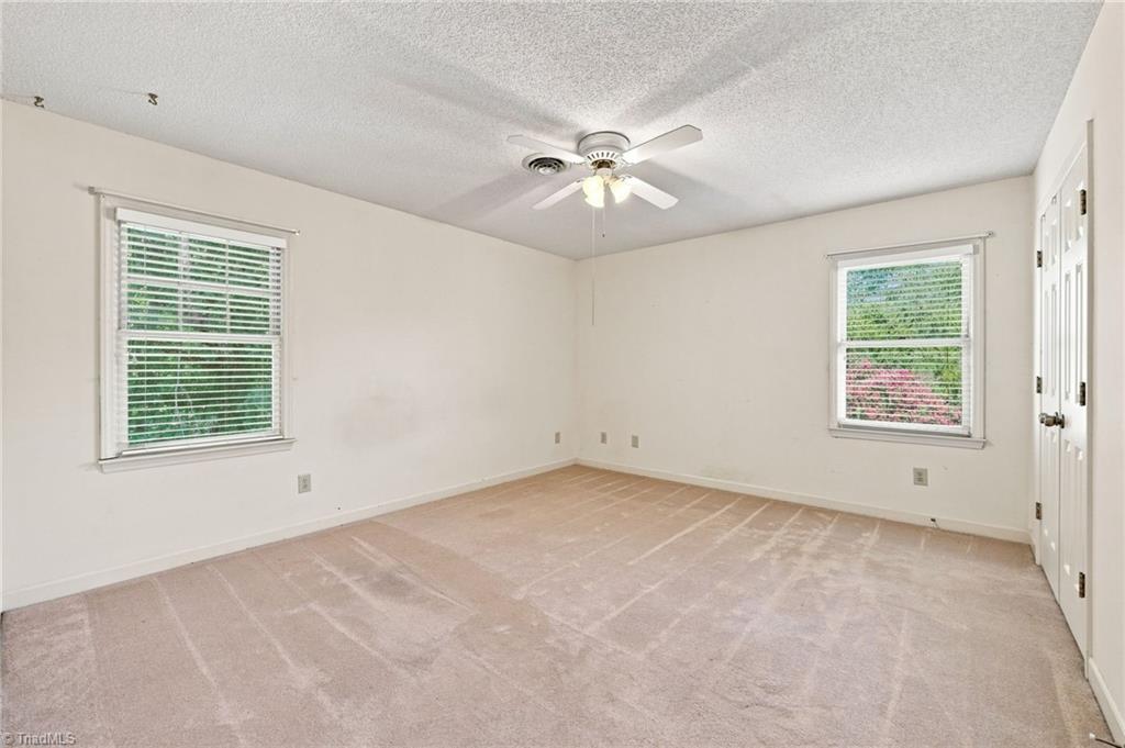 413 Hollinswood Avenue, Winston-Salem