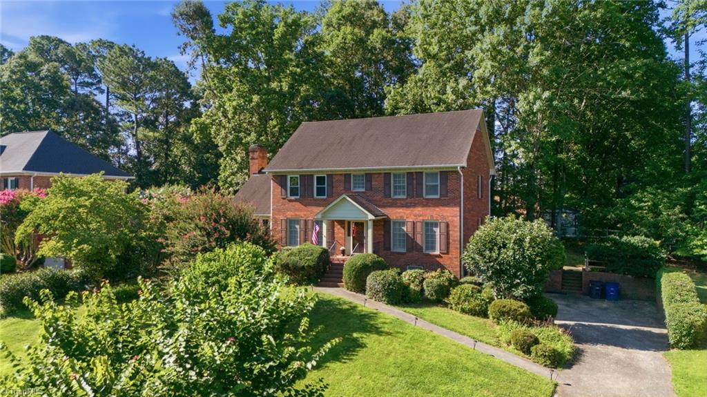 413 Hollinswood Avenue, Winston-Salem