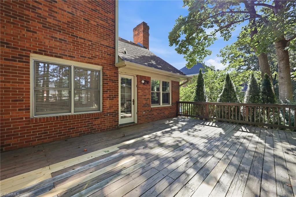 413 Hollinswood Avenue, Winston-Salem