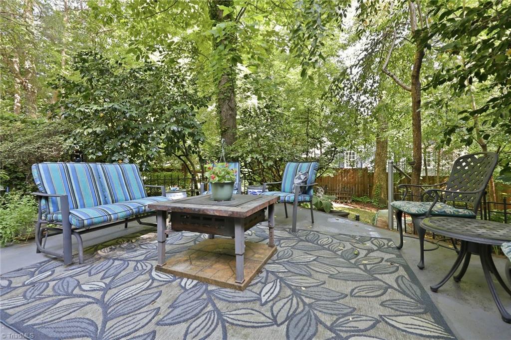 631 Lichfield Road, Winston-Salem