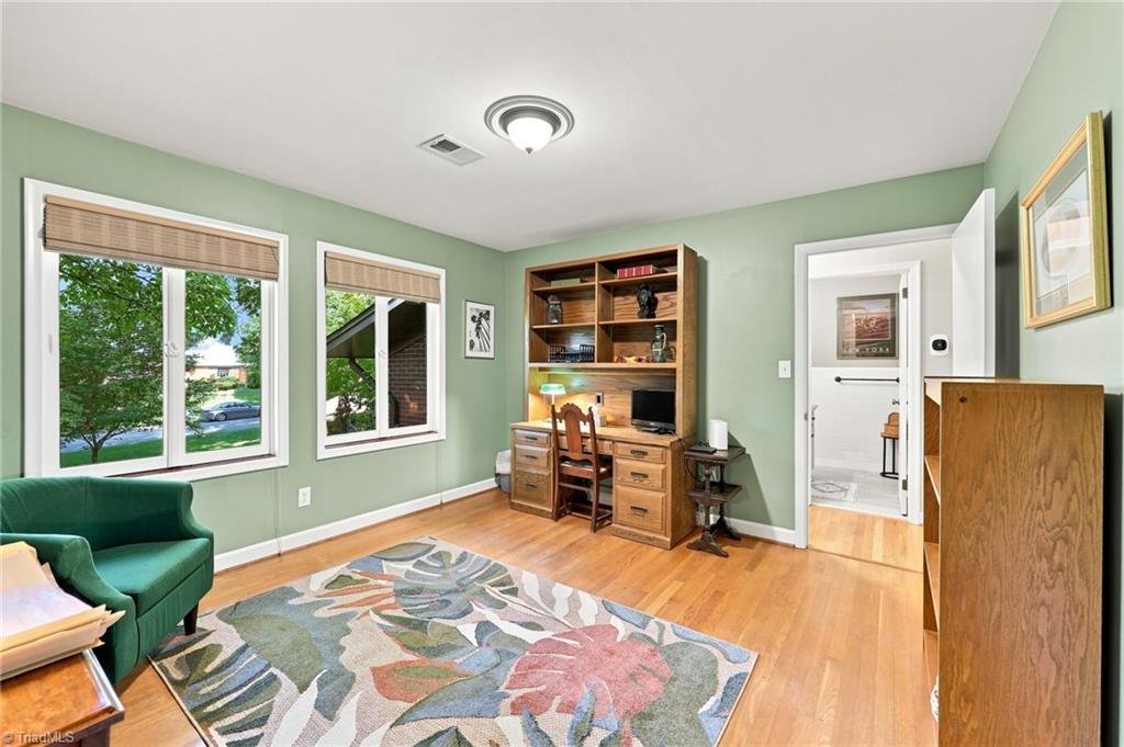 631 Lichfield Road, Winston-Salem
