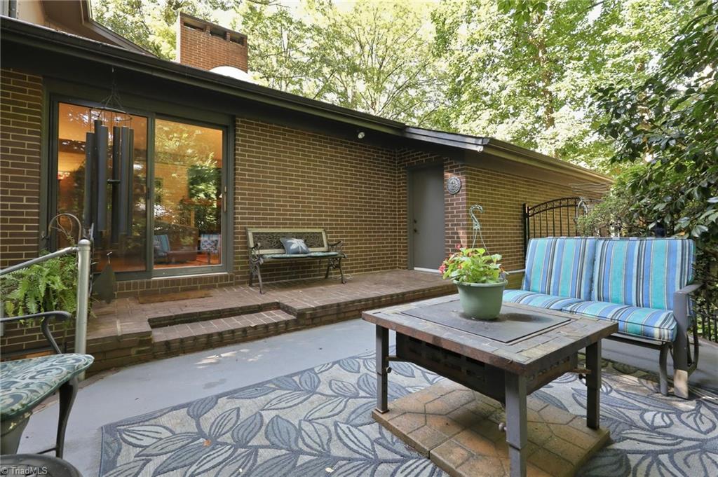 631 Lichfield Road, Winston-Salem