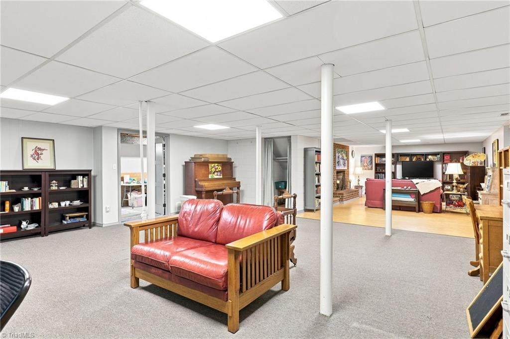 631 Lichfield Road, Winston-Salem