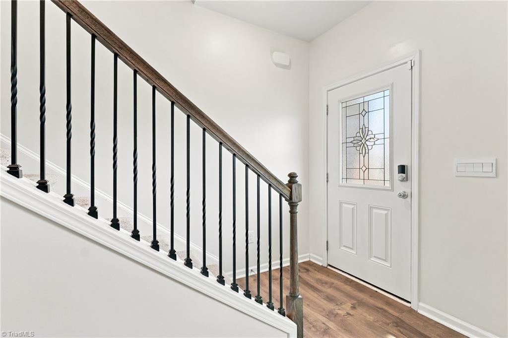 3696 Waterford Oak Court