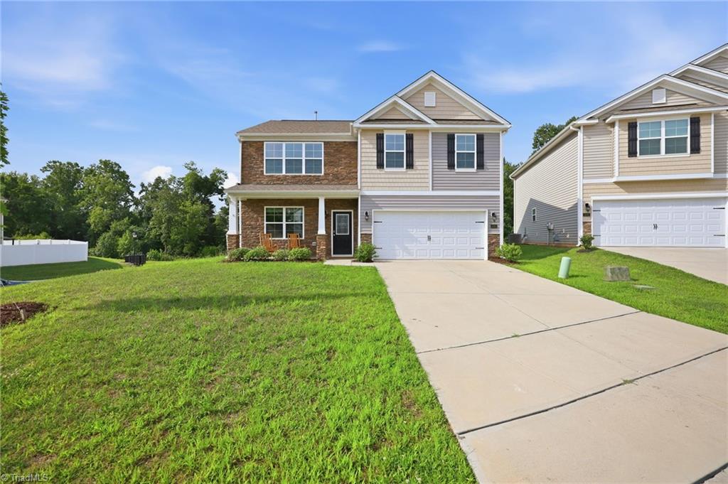 3696 Waterford Oak Court