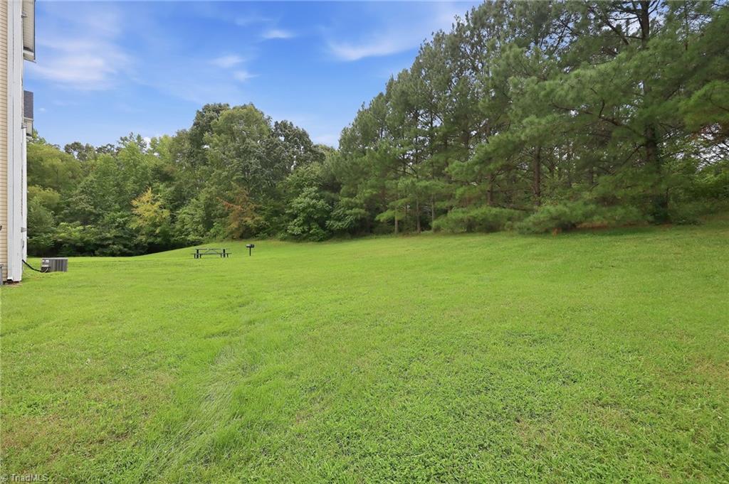 6941 Hanesbrook Circle # 104