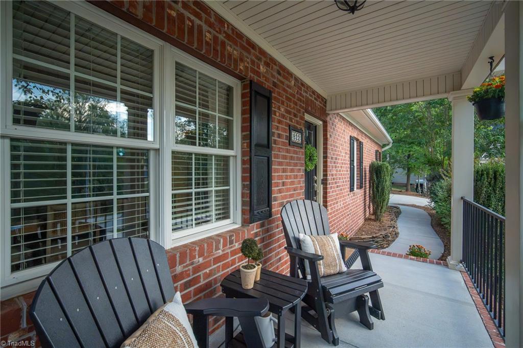 822 Montgomery Court