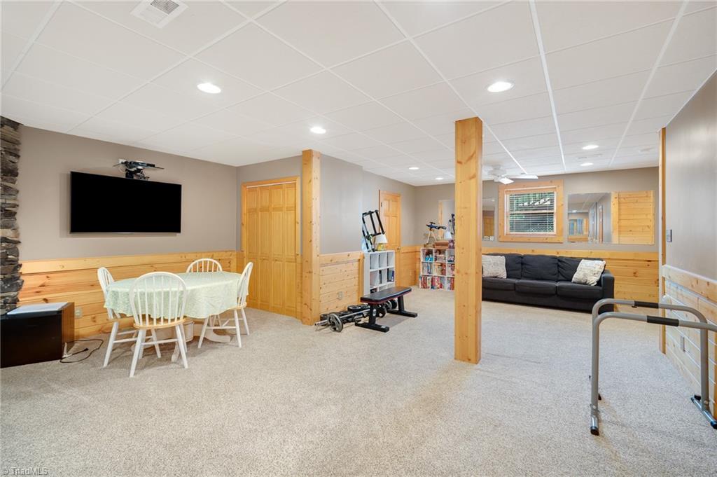 710 Dorse Road