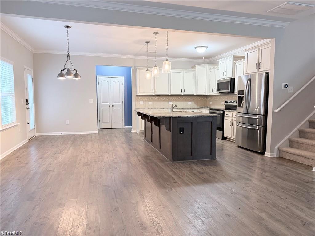 1602 Running Deer Drive