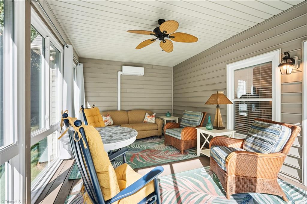 6858 Greenbrook Drive
