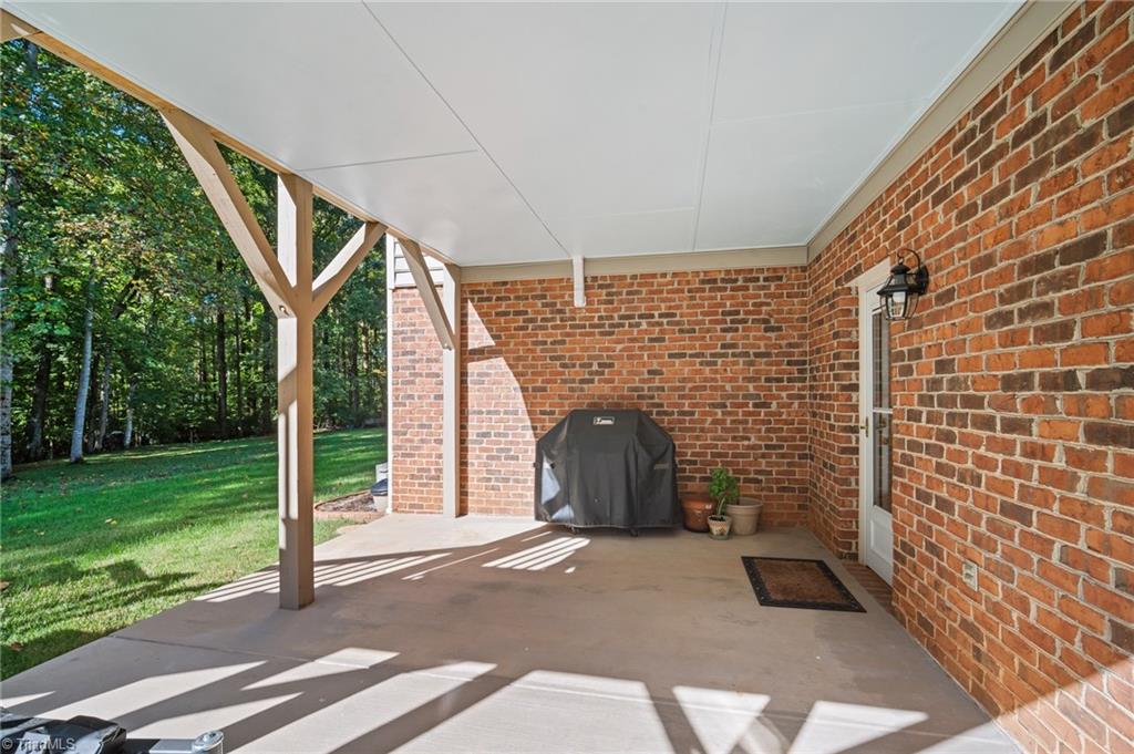 6858 Greenbrook Drive