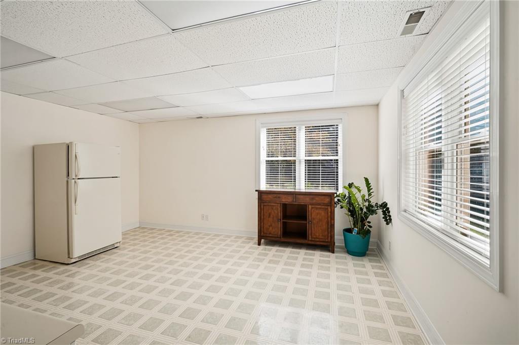 6858 Greenbrook Drive