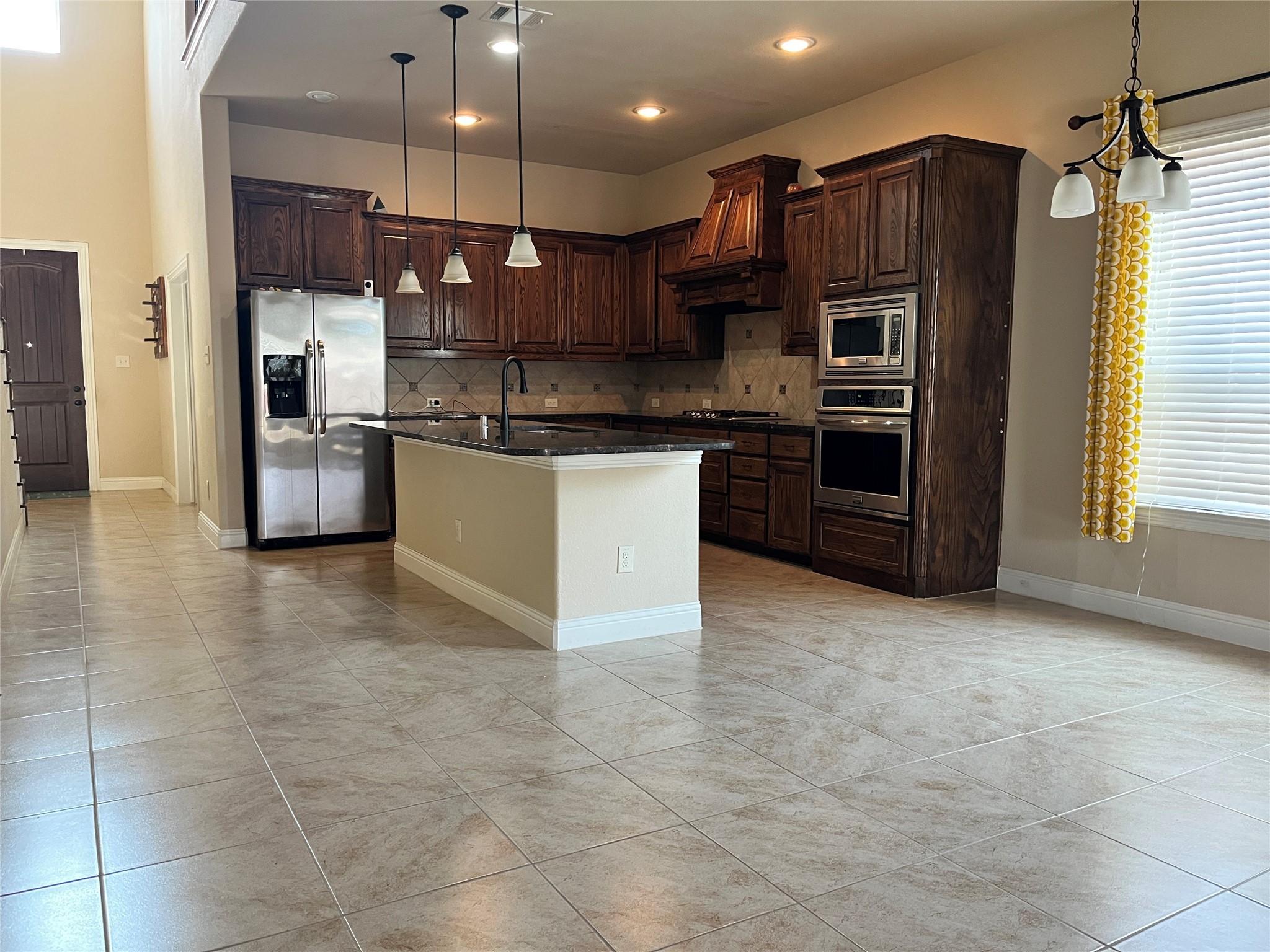 10624 Promenade Terrace